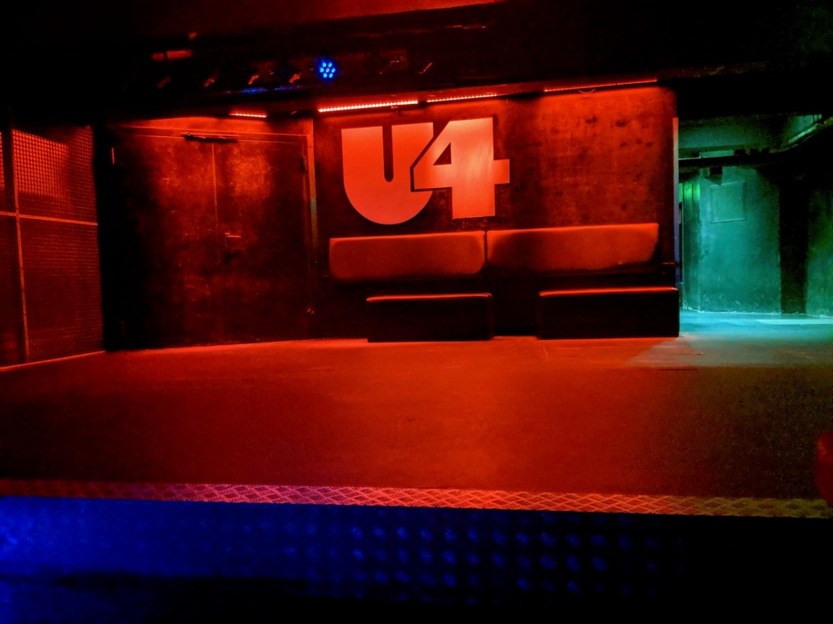 DE: Der Falcos nächtlicher Geist – Über die große Freundschaft im U4&nbsp;#9